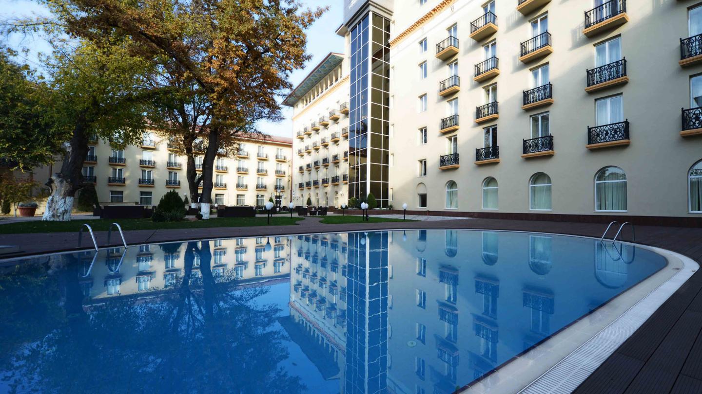 Lotte City Hotel Tashkentpalace-About-Introduce