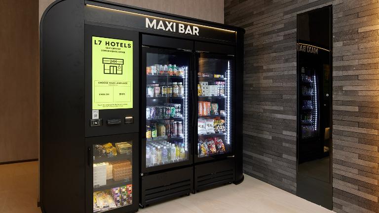 maxi bar