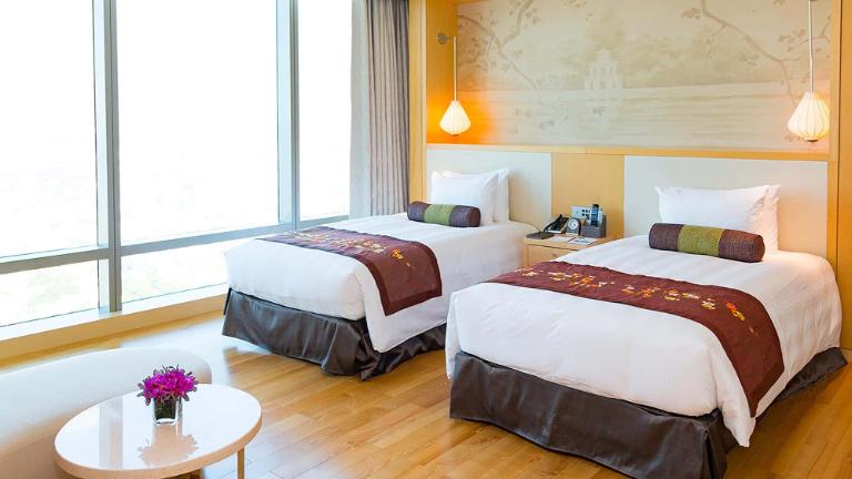 Lotte Hotel hanoi-Rooms-Club Floor-Junior Suite Room
