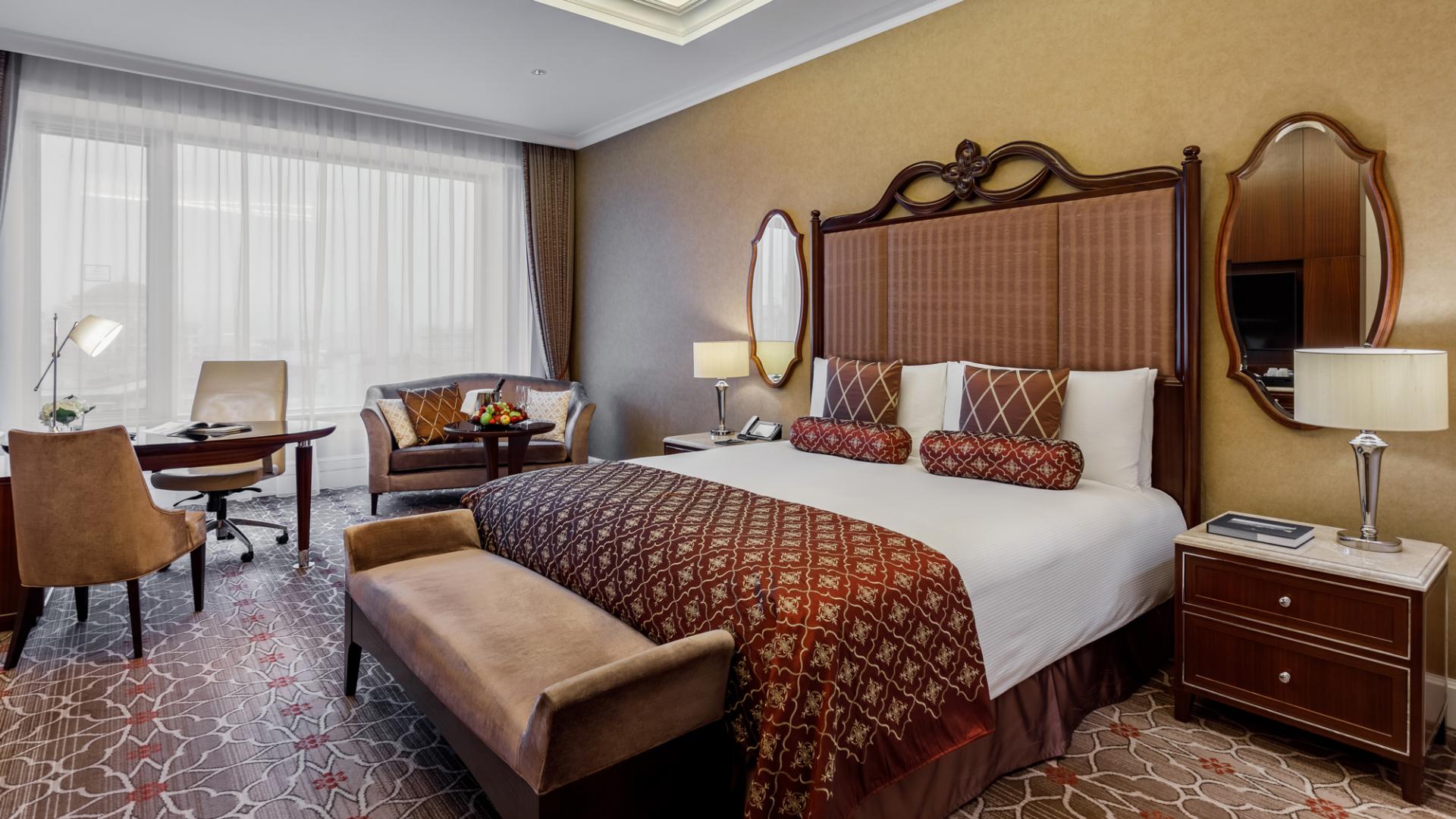 Lotte Hotel Moscow-Rooms-Standard-Deluxe Room