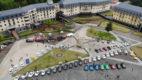 Car, Audi, Hotel, Plaza