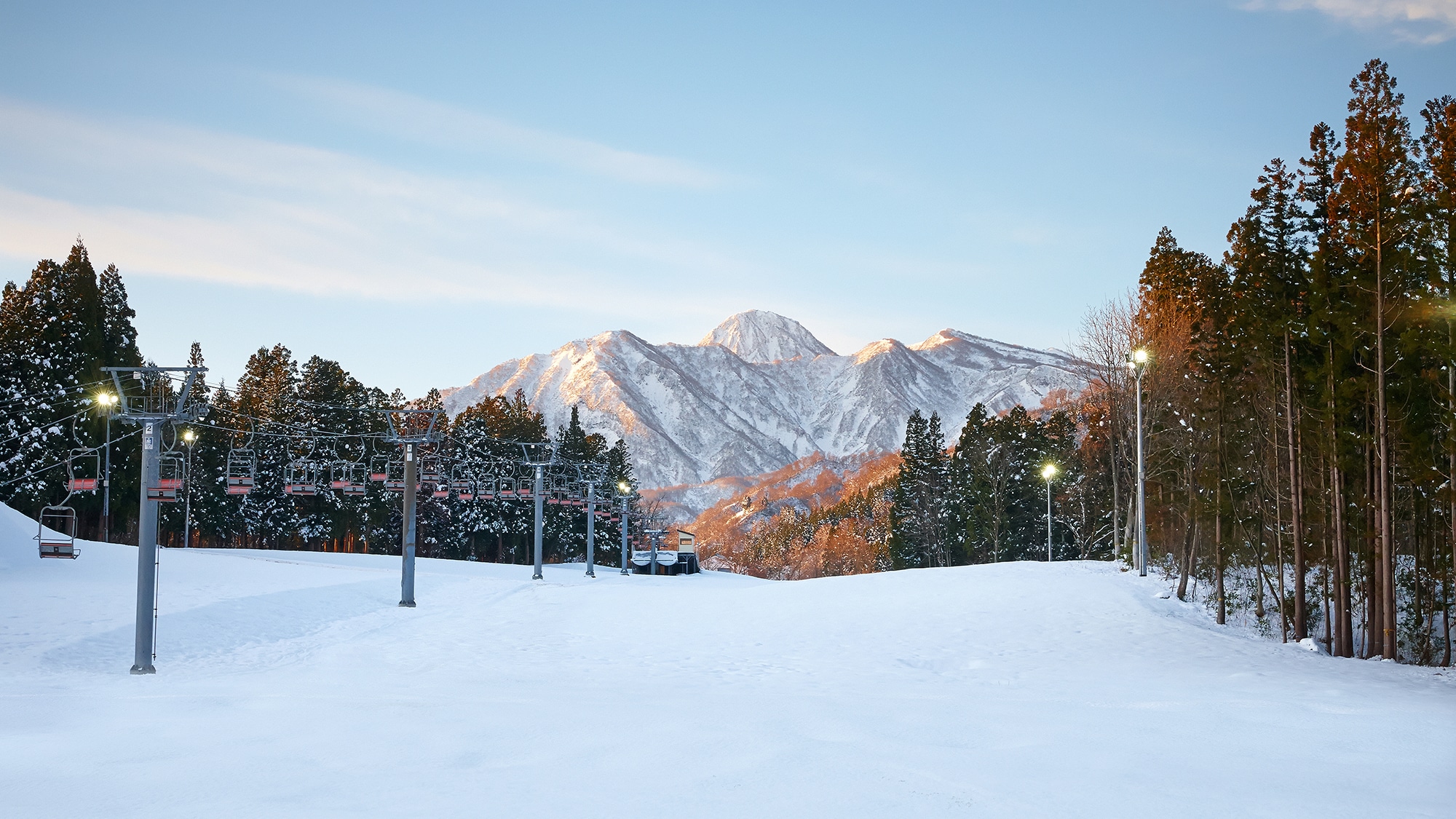 Lotte Ari Resort, Ski Season