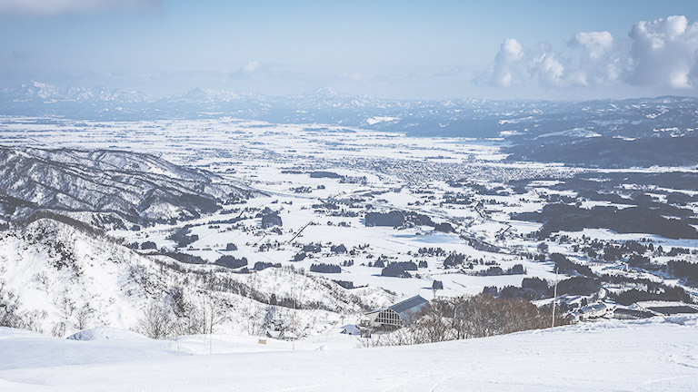  Ski slopes, slope courses, off-piste courses